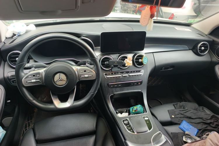 Used Mercedes-Benz C-Class 2020 Restyled C 200 L Fashion Edition Sport Version Center Console