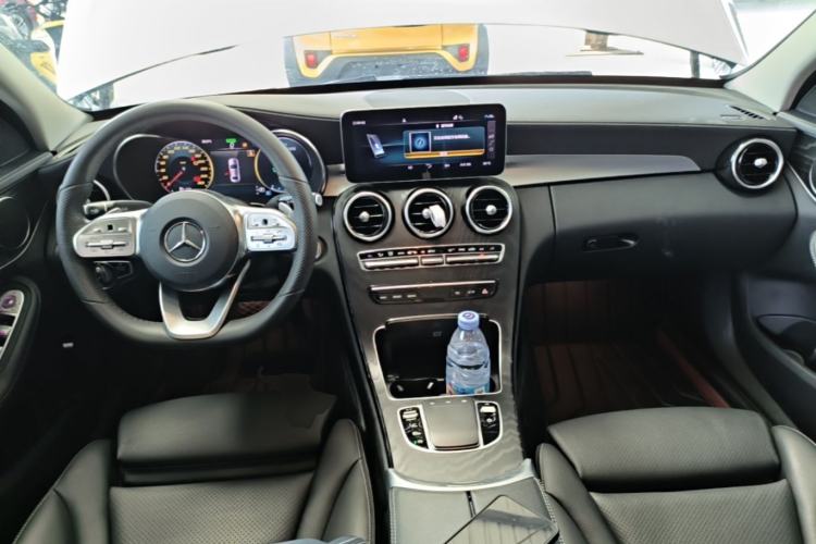 Used Mercedes-Benz C-Class 2020 Restyled C 260 L Sport Edition Center Console