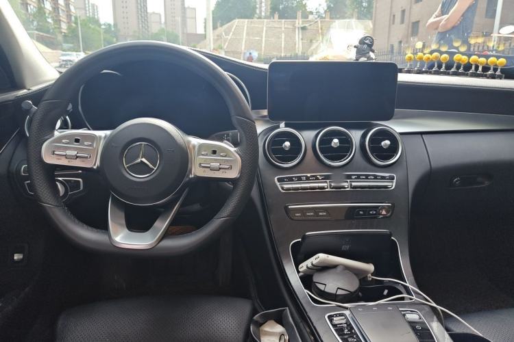 Used Mercedes-Benz C-Class 2020 Restyled C 260 L Sport Edition Center Console