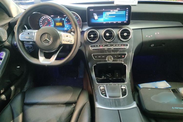 Used Mercedes-Benz C-Class 2020 C 260 L Sport Edition Center Console