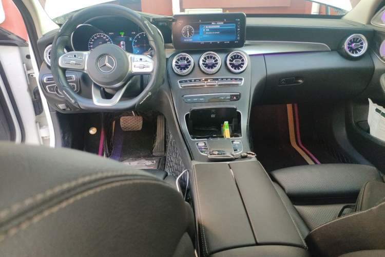 Used Mercedes-Benz C-Class 2020 Restyled C 260 L Sport Edition Center Console