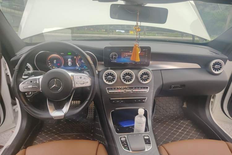 Used Mercedes-Benz C-Class 2020 C 260 Coupe Center Console