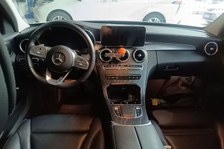 Used Mercedes-Benz C-Class 2020 Restyled C 260 L Sport Edition Center Console