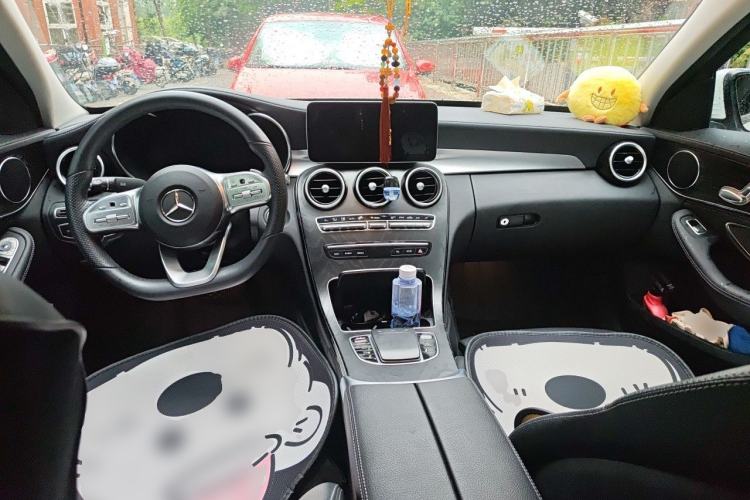 Used Mercedes-Benz C-Class 2020 Restyled C 200 L Fashion Edition Sport Version Center Console
