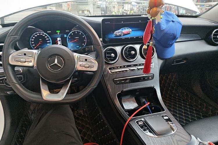 Used Mercedes-Benz C-Class 2020 C 260 L Sport Edition Center Console