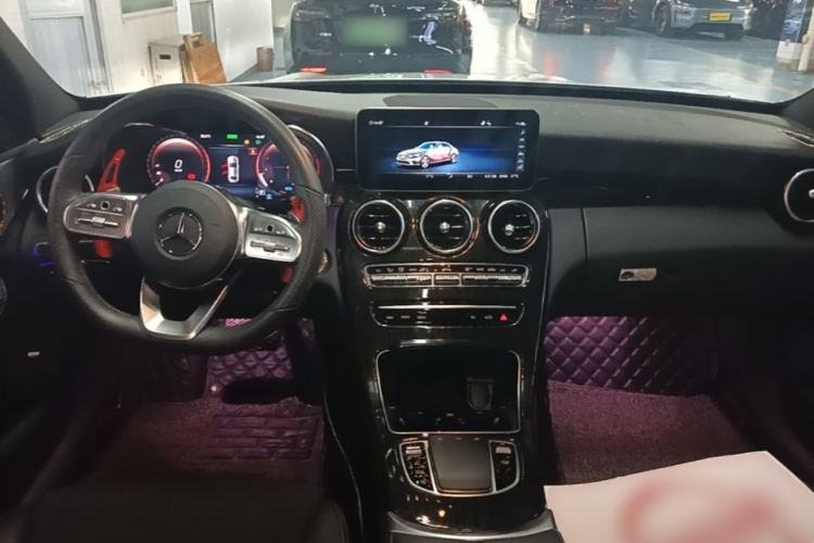 Used Mercedes-Benz C-Class 2020 Restyled C 260 Sport Edition Center Console
