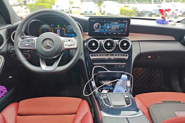Used Mercedes-Benz C-Class 2020 Restyled C 260 Sport Edition Center Console