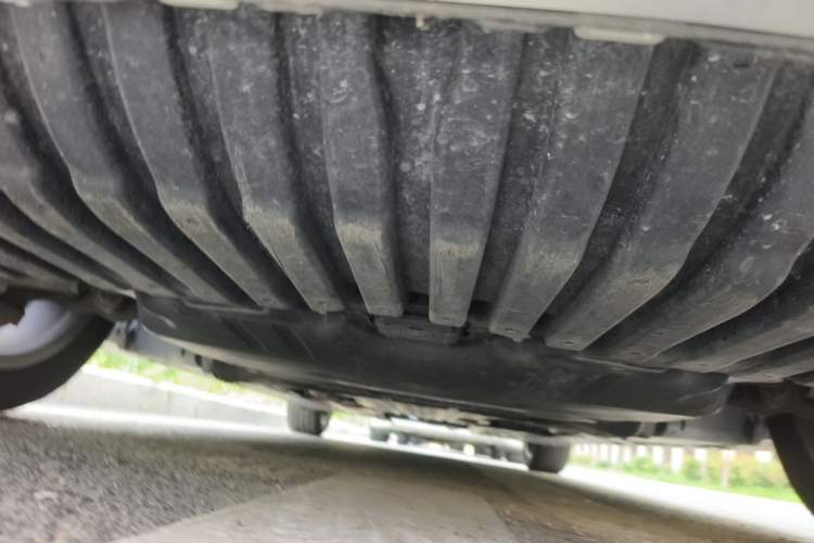 Used Mercedes-Benz C-Class 2020 Updated C 200 L Fashion Edition Chassis Front