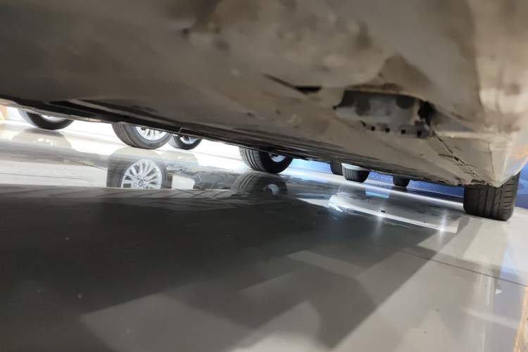 Used Mercedes-Benz C-Class 2020 C 260 L Sport Edition Chassis Front Left