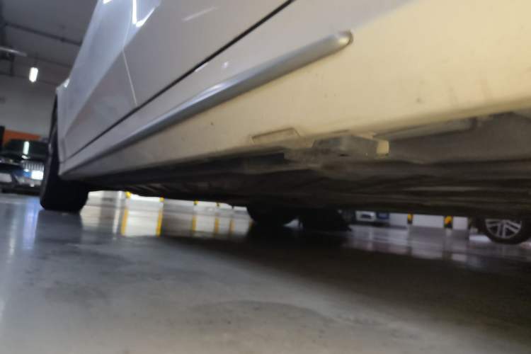Used Mercedes-Benz C-Class 2020 C 200 L Fashion Edition Sport Version Chassis Front Left