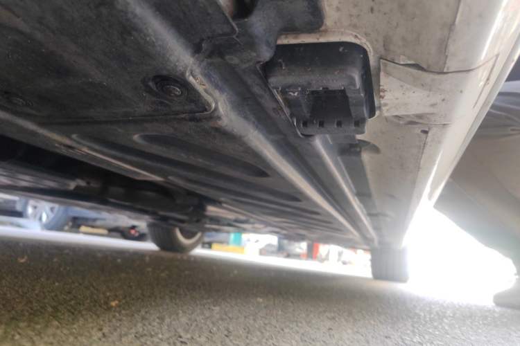 Used Mercedes-Benz C-Class 2020 C 260 L Sport Edition Chassis Front Left