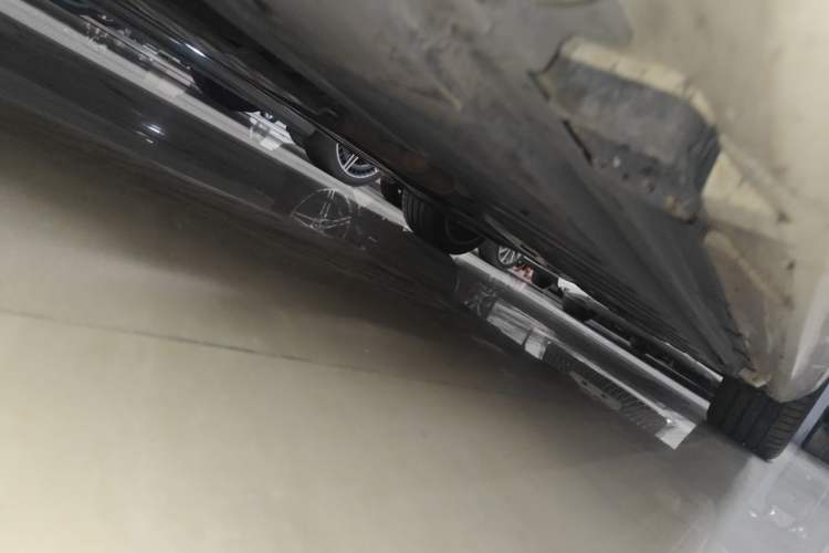 Used Mercedes-Benz C-Class 2020 Facelifted C 260 Estate Chassis Front Left