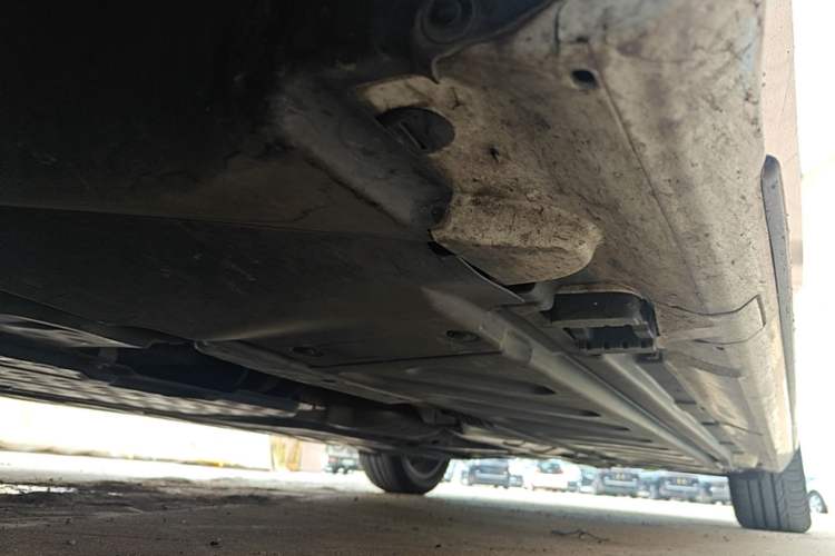 Used Mercedes-Benz C-Class 2020 C 260 Sport Edition Chassis Front Left