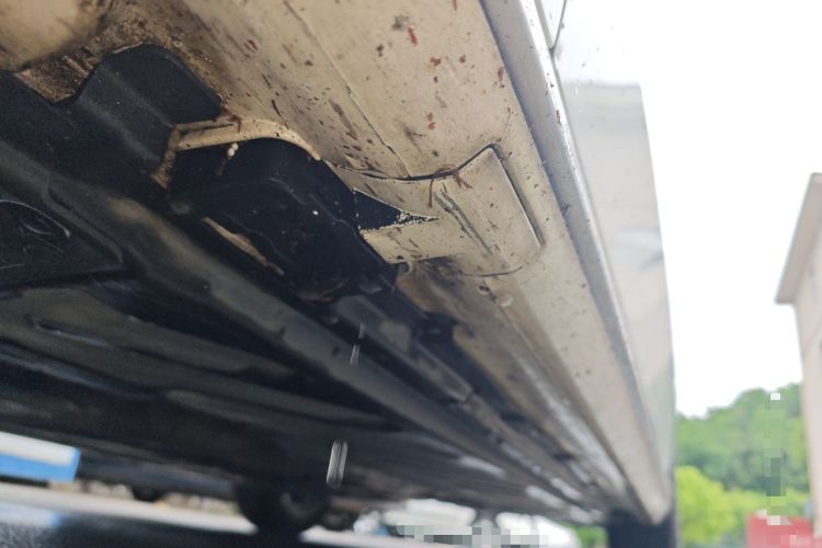 Used Mercedes-Benz C-Class 2020 Updated C 200 L Fashion Edition Chassis Front Left