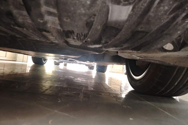 Used Mercedes-Benz C-Class 2020 Facelifted C 260 Estate Chassis Front Left