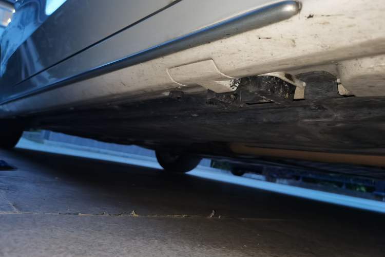 Used Mercedes-Benz C-Class 2020 C 200 L Fashion Edition Sport Version Chassis Front Right