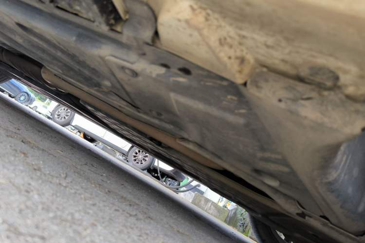 Used Mercedes-Benz C-Class 2020 C 200 L Fashion Edition Sport Version Chassis Front Right