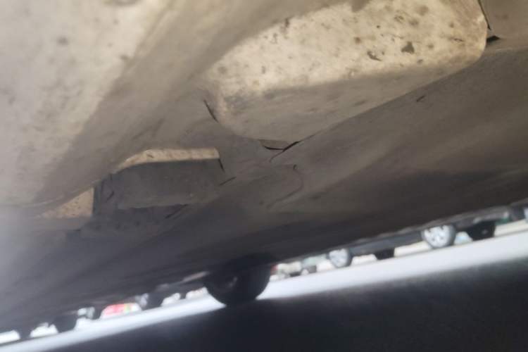 Used Mercedes-Benz C-Class 2020 Updated C 200 L Fashion Edition Chassis Front Right