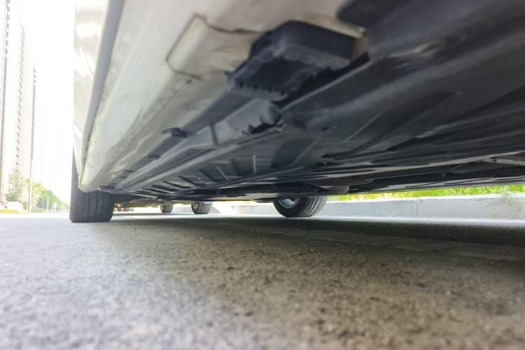 Used Mercedes-Benz C-Class 2020 Updated C 200 L Fashion Edition Chassis Rear Left