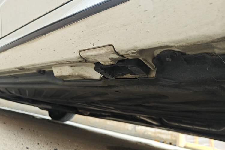 Used Mercedes-Benz C-Class 2020 C 260 Sport Edition Chassis Rear Left