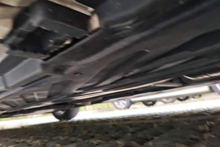 Used Mercedes-Benz C-Class 2020 Updated C 200 L Fashion Edition Chassis Rear Left