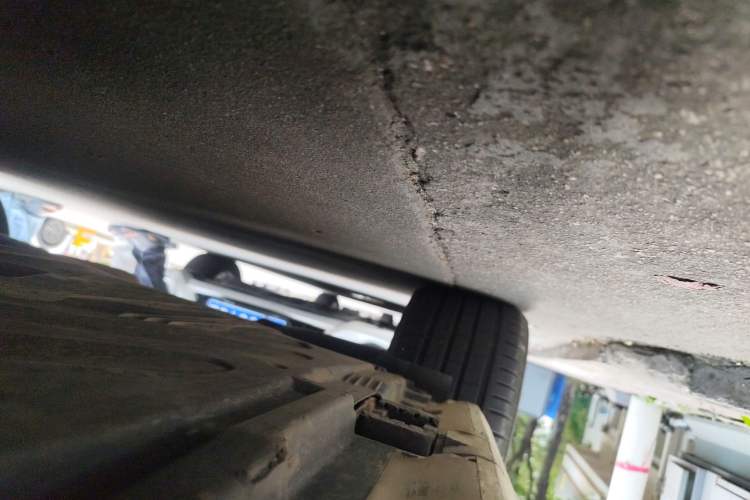 Used Mercedes-Benz C-Class 2020 Updated C 200 L Fashion Edition Chassis Rear Right