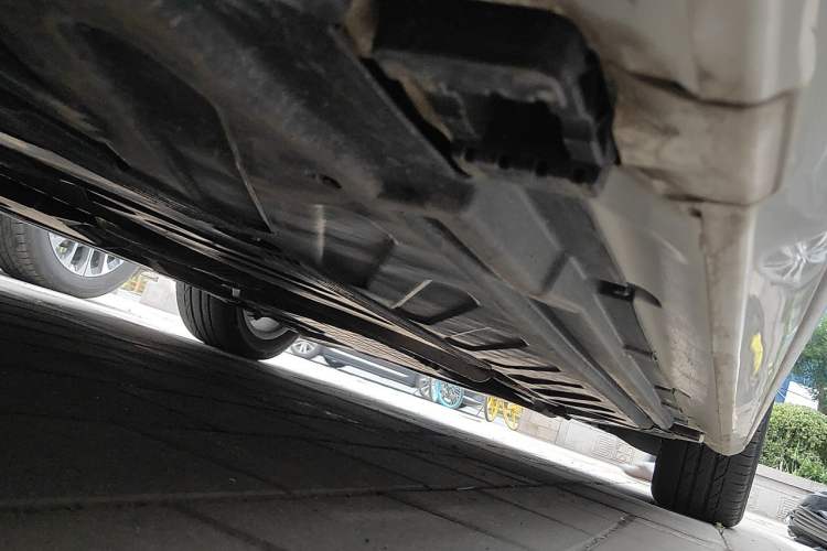 Used Mercedes-Benz C-Class 2020 Updated C 200 L Fashion Edition Chassis Rear Right