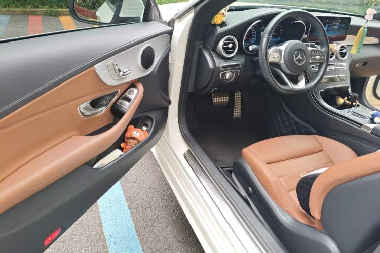 Used Mercedes-Benz C-Class 2020 C 200 Coupe Driver Seat