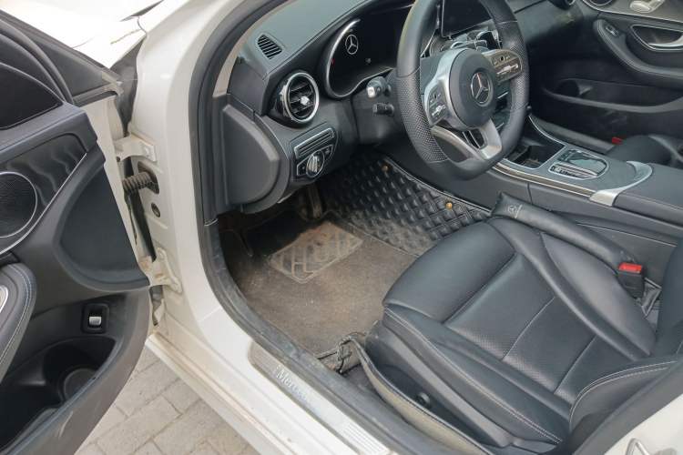 Used Mercedes-Benz C-Class 2020 Restyled C 260 L Sport Edition Driver Seat