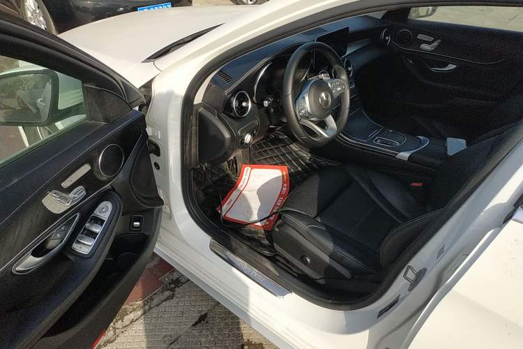 Used Mercedes-Benz C-Class 2020 C 260 L Sport Edition Driver Seat