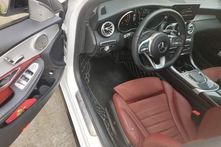 Used Mercedes-Benz C-Class 2020 Restyled C 260 Sport Edition Driver Seat