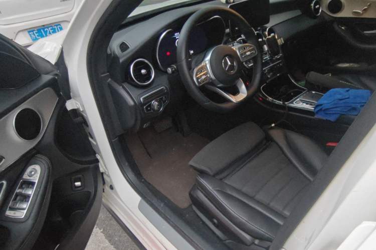 Used Mercedes-Benz C-Class 2020 C 260 Sport Edition Driver Seat