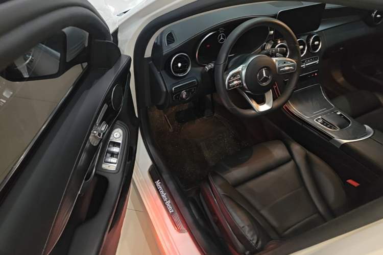 Used Mercedes-Benz C-Class 2020 Restyled C 260 L Sport Edition Driver Seat