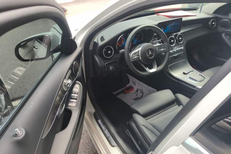 Used Mercedes-Benz C-Class 2020 Restyled C 260 L Sport Edition Driver Seat