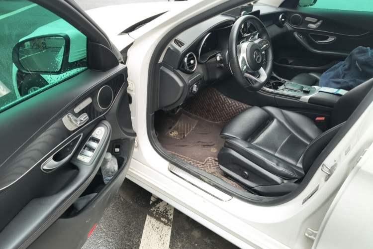 Used Mercedes-Benz C-Class 2020 Restyled C 260 L Sport Edition Driver Seat