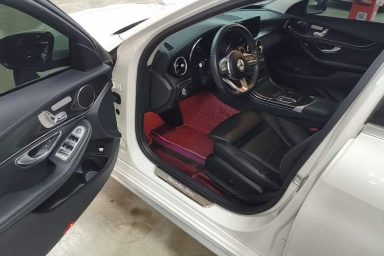 Used Mercedes-Benz C-Class 2020 Restyled C 260 L Sport Edition Driver Seat
