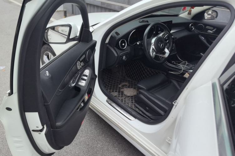 Used Mercedes-Benz C-Class 2020 Restyled C 260 L Sport Edition Driver Seat