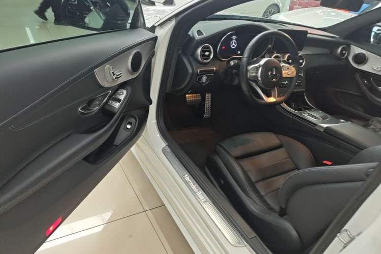 Used Mercedes-Benz C-Class 2020 C 260 Coupe Driver Seat