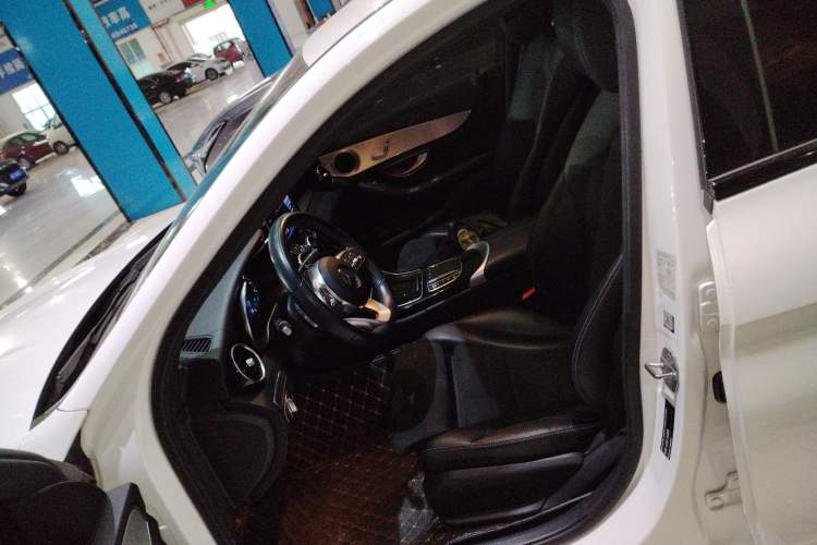 Used Mercedes-Benz C-Class 2020 C 260 Sport Edition Driver Seat