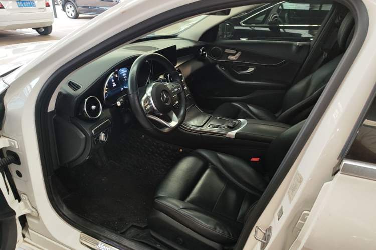 Used Mercedes-Benz C-Class 2020 Restyled C 260 L Sport Edition Driver Seat