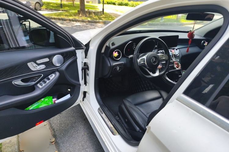 Used Mercedes-Benz C-Class 2020 C 260 L Sport Edition Driver Seat
