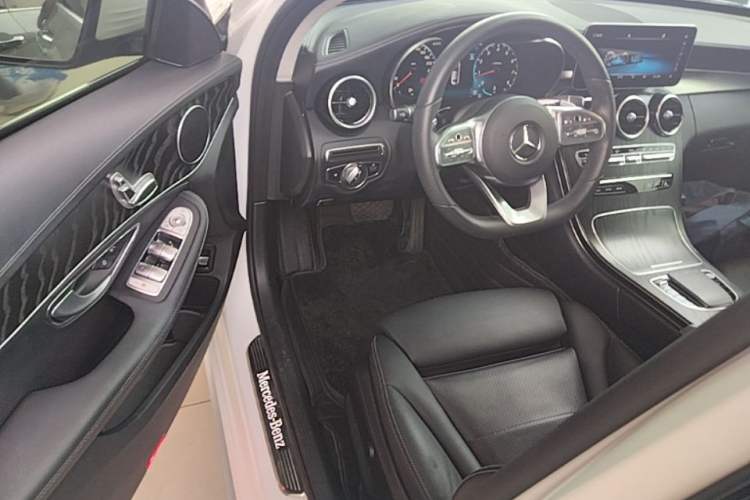 Used Mercedes-Benz C-Class 2020 Restyled C 200 L Fashion Edition Sport Version Driver Seat