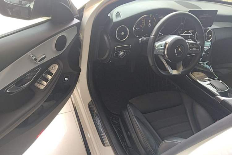 Used Mercedes-Benz C-Class 2020 C 260 Sport Edition Driver Seat