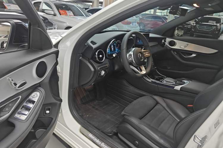 Used Mercedes-Benz C-Class 2020 Restyled C 260 Sport Edition Driver Seat