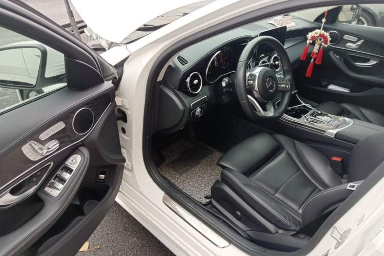 Used Mercedes-Benz C-Class 2020 Restyled C 260 L Sport Edition Driver Seat
