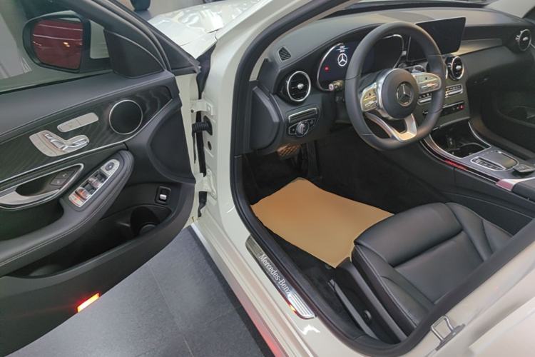 Used Mercedes-Benz C-Class 2020 C 260 L Sport Edition Driver Seat
