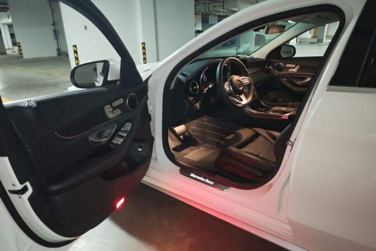 Used Mercedes-Benz C-Class 2020 Restyled C 260 L Sport Edition Driver Seat