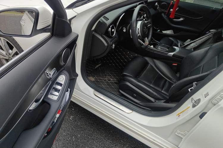 Used Mercedes-Benz C-Class 2020 Restyled C 200 L Fashion Edition Sport Version Driver Seat