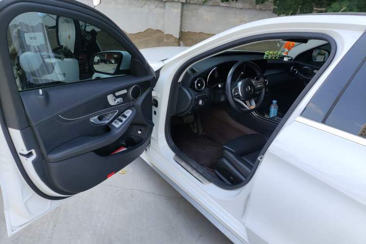 Used Mercedes-Benz C-Class 2020 Restyled C 260 L Sport Edition Driver Seat