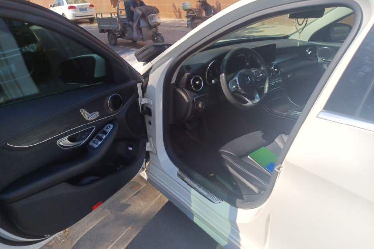 Used Mercedes-Benz C-Class 2020 C 200 L Fashion Edition Sport Version Driver Seat